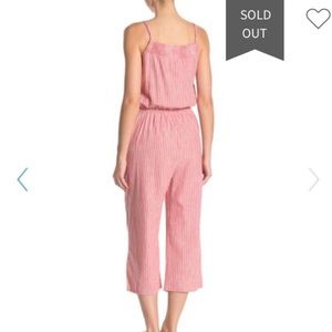 Linen Romper w/pockets!!